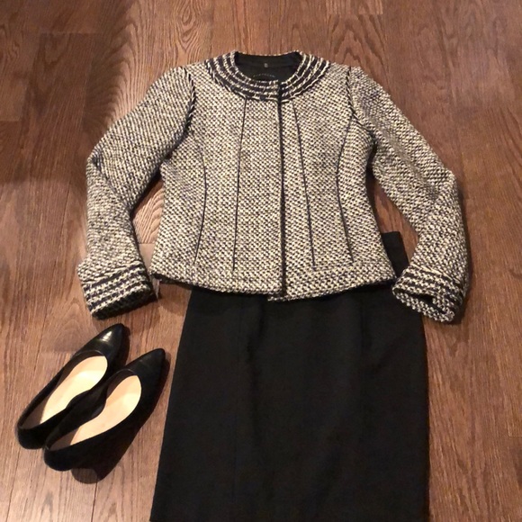 Elie Tahari Jackets & Blazers - Elie Tahari Boucle Jacket